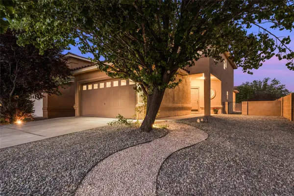 4820 Hayden Place, Albuquerque, NM 87120