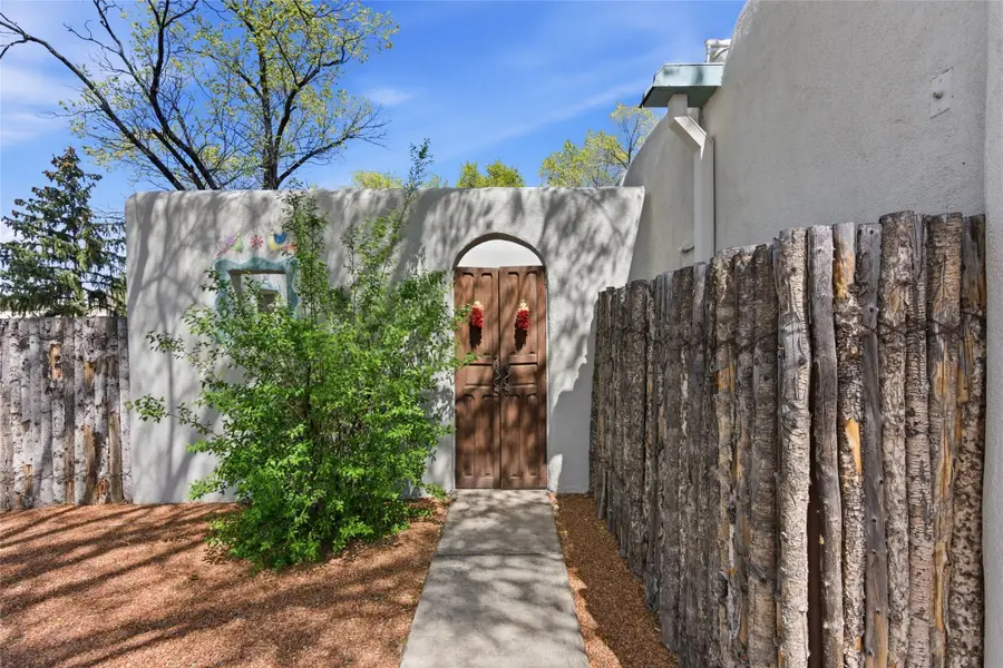 265 Camino De La Sierra, Santa Fe, NM 87501 - #3