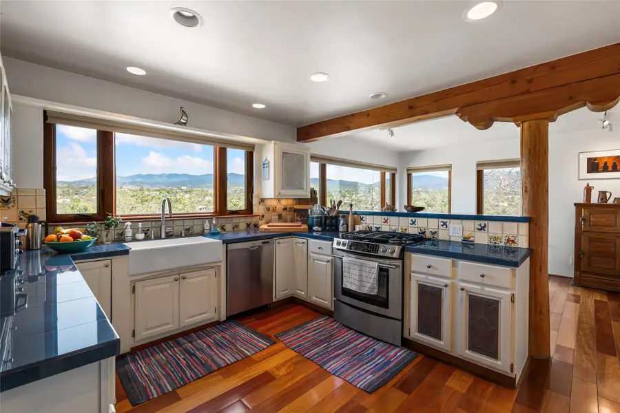 313 Loma Arisco, Santa Fe, NM 87501 - #3