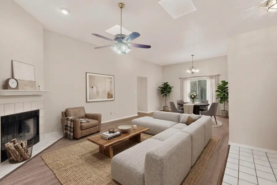 2822 Calle De Oriente, Santa Fe, NM 87507 - #3