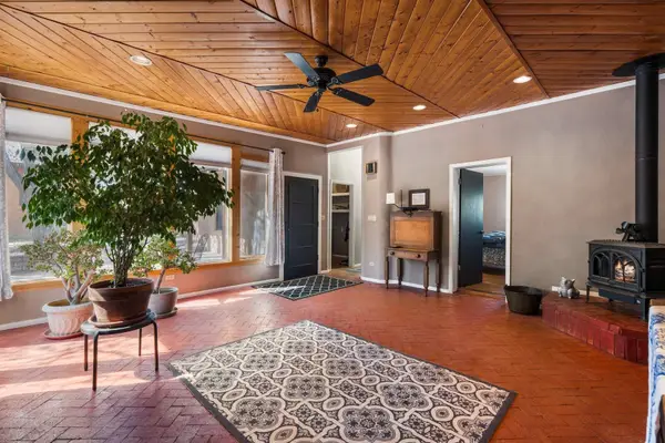 479 County Road 84, Santa Fe, NM 87506