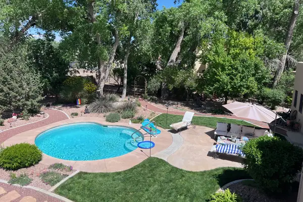 924 Camino Vista Rio, Bernalillo, NM 87004