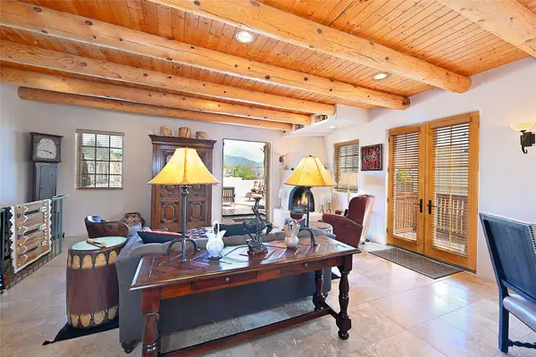 501 Rio Grande Avenue #J-4, Santa Fe, NM 87501