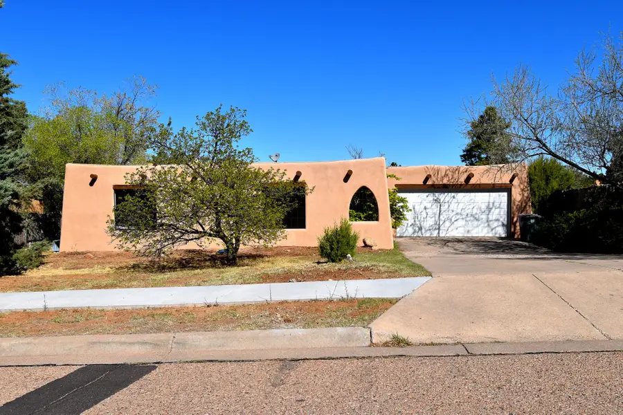 679 Callecita Jicarilla, Santa Fe, NM 87505 - #3