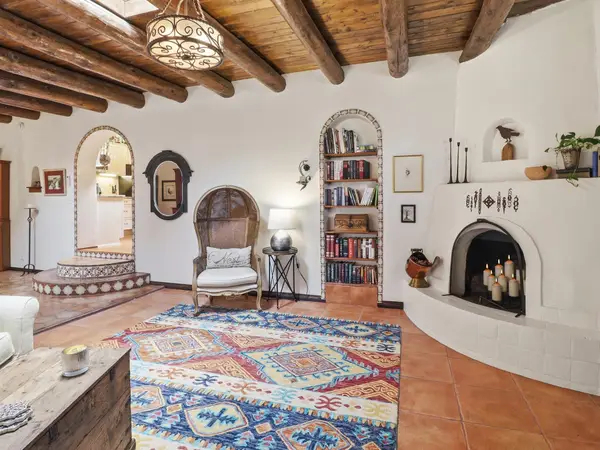 1415 Santa Cruz Drive, Santa Fe, NM 87505
