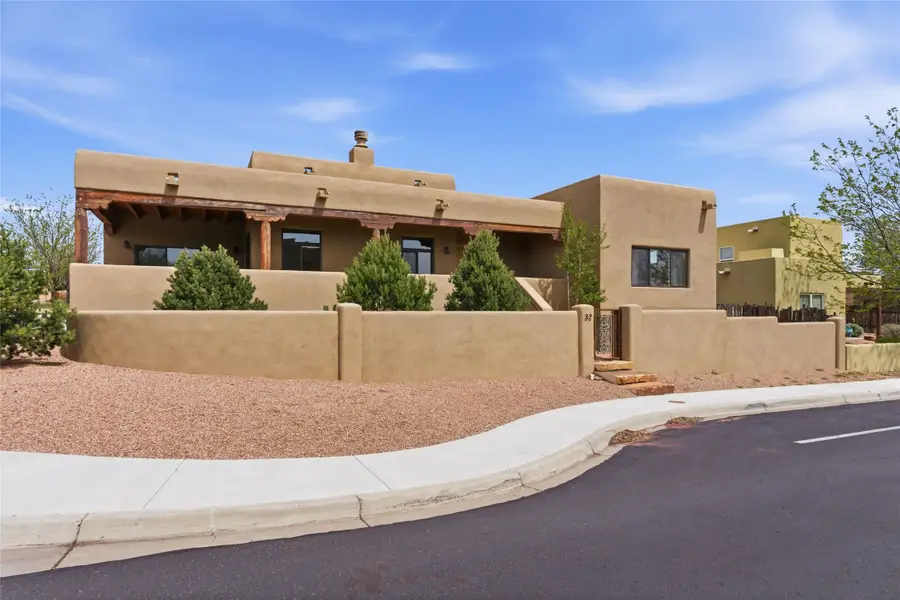 32 Calle Lemita, Santa Fe, NM 87507 - #3