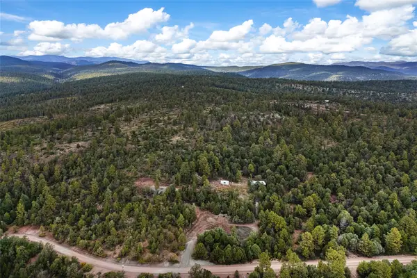 285 La Cueva, Glorieta, NM 87535