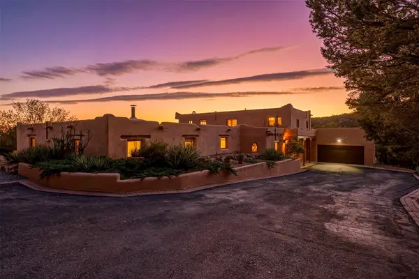 32 Overlook Road, Santa Fe, NM 87505
