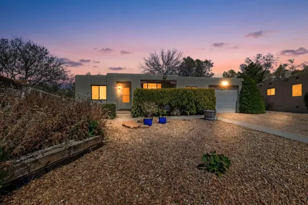 1008 Osage Circle, Santa Fe, NM 87505