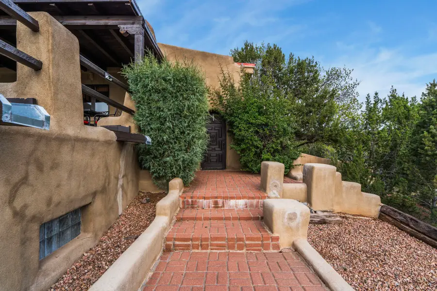 4 Calle Lobo, Santa Fe, NM 87506 - #3