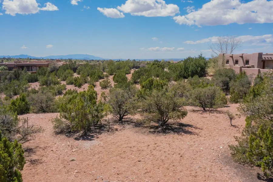 569 Vista De La Ciudad, Santa Fe, NM 87501 - #2