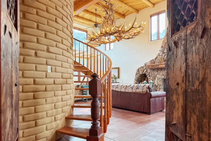 98 La Barbaria Trail, Santa Fe, NM 87505 - #3