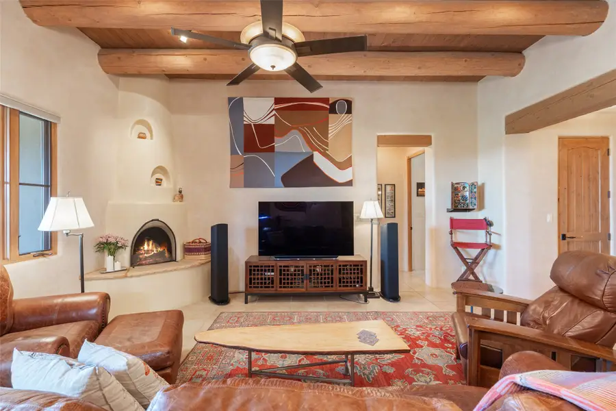 97 Avenida Aldea, Santa Fe, NM 87507 - #2