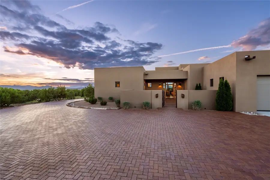 4 Penasco Circle, Santa Fe, NM 87506 - #2