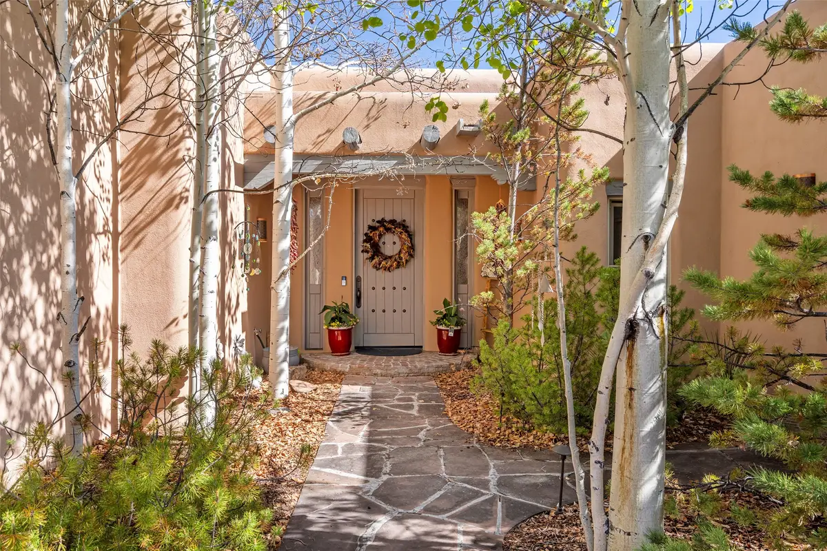 14 Avenida Aldea, Santa Fe, NM 87507 - #1