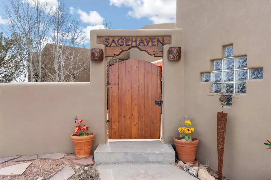 3 Avenida De Mercedes, Santa Fe, NM 87506 - #3
