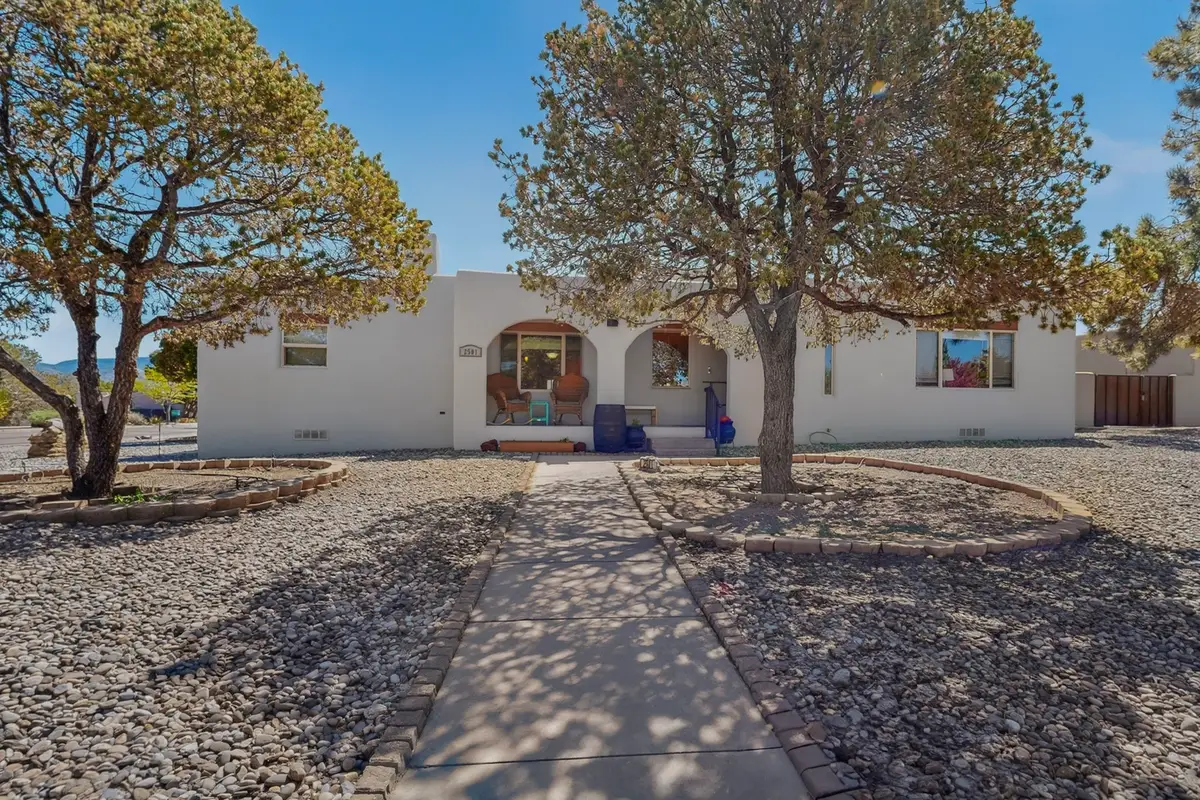 2501 Avenida De Isidro, Santa Fe, NM 87501 - #1