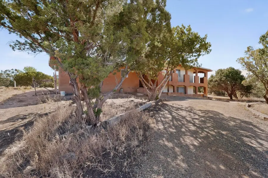 1302 Amarante Road, Santa Fe, NM 87507 - #3