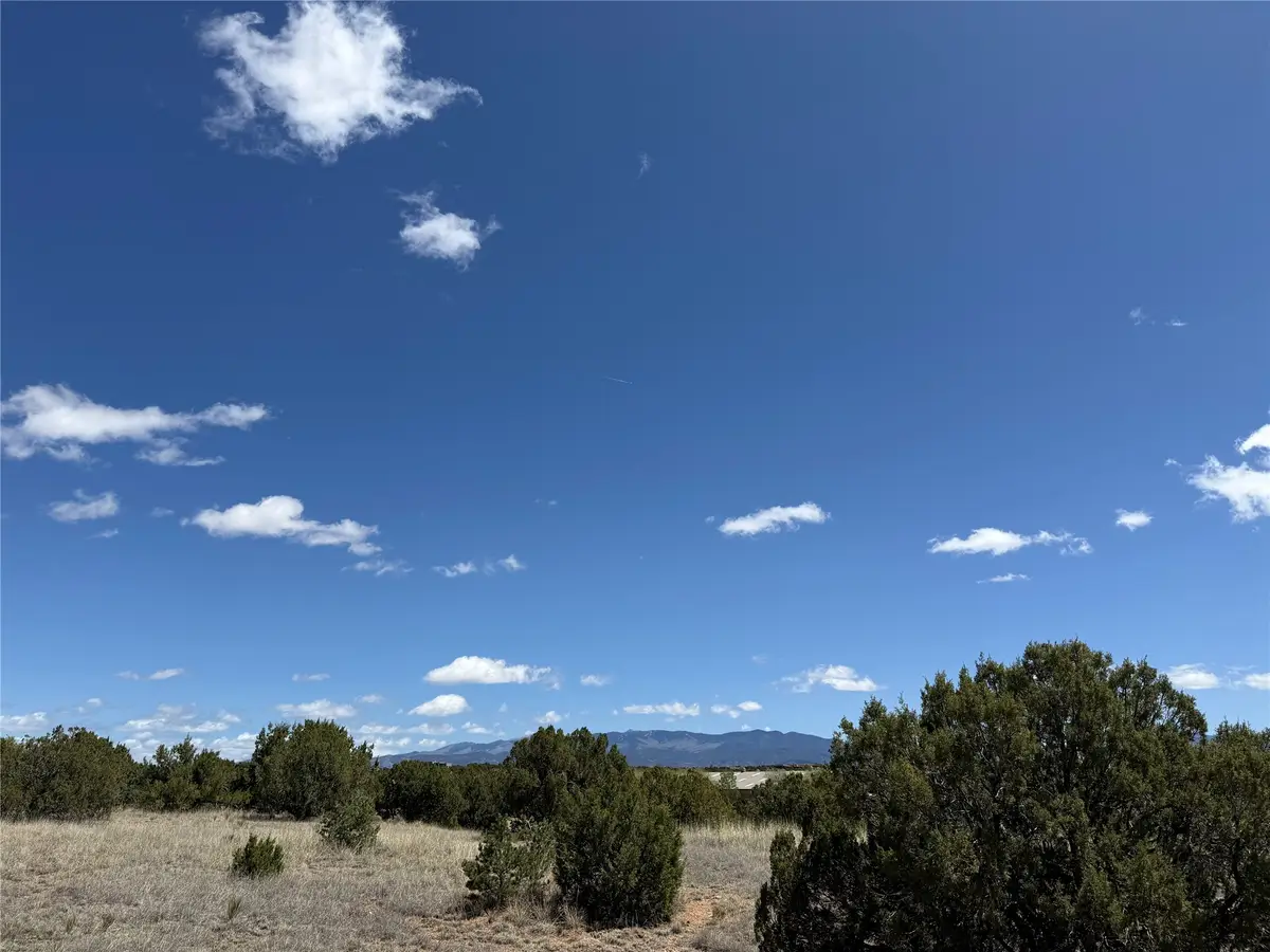 30 Calle Ventoso W, Santa Fe, NM 87506 - #1