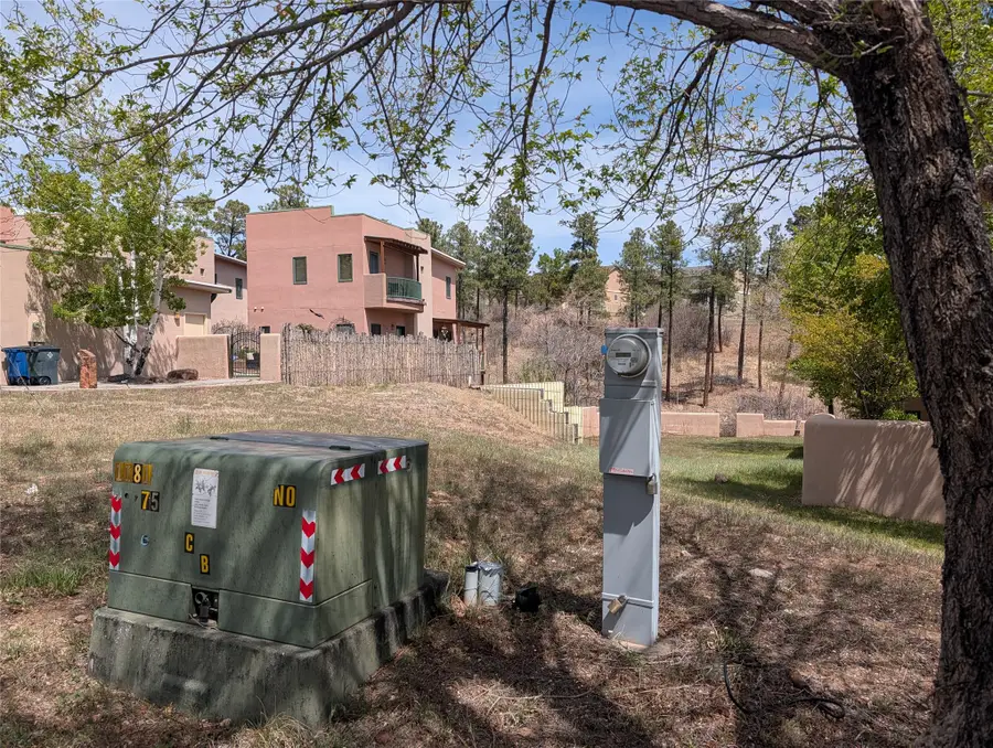 4090 Alabama, Los Alamos, NM 87544 - #3