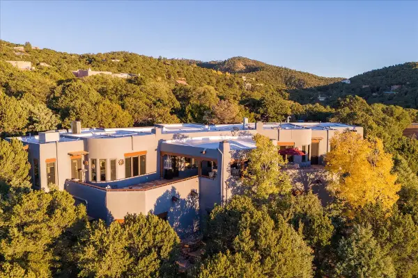 2160 Paseo Iglesias, Santa Fe, NM 87501