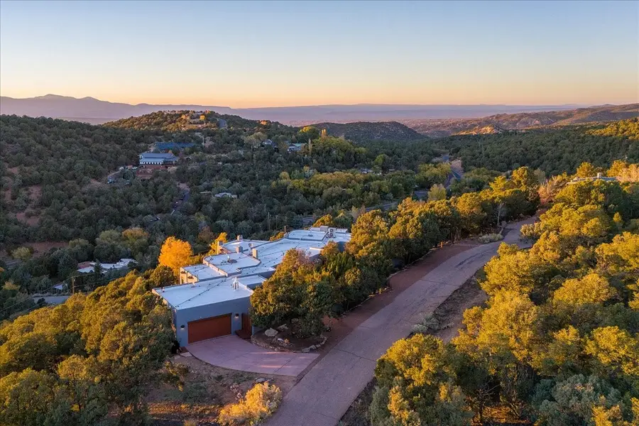 2160 Paseo Iglesias, Santa Fe, NM 87501 - #2