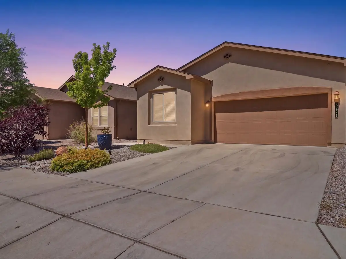 5221 Camino Del Griego, Santa Fe, NM 87507 - #1