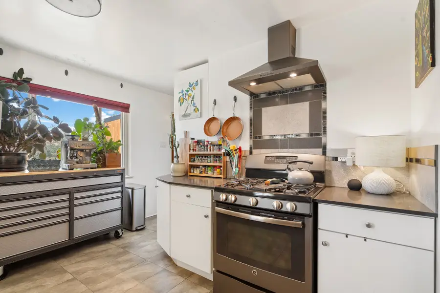 903 Manzano Street Ne, Albuquerque, NM 87110 - #3