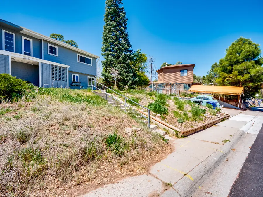 2303 35th Street #B, Los Alamos, NM 87544 - #2