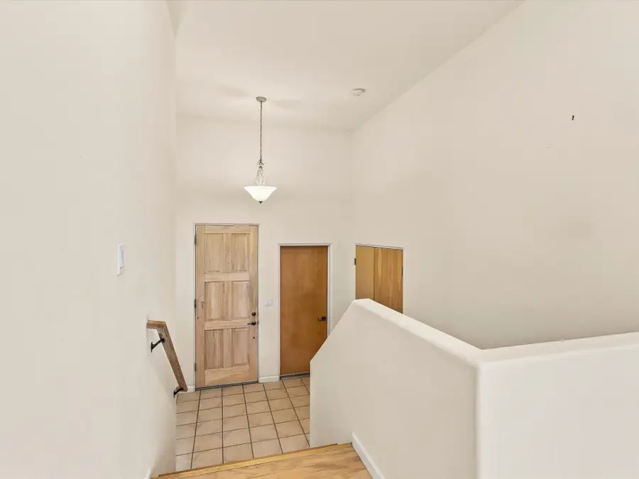 912 Circle Drive, Los Alamos, NM 87544 - #3