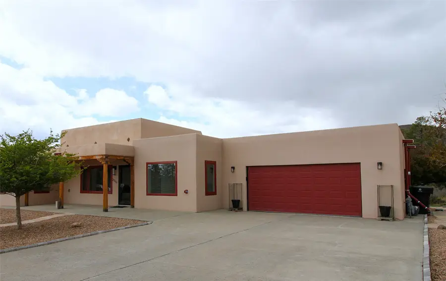 2551 35th Street, Los Alamos, NM 87544 - #2