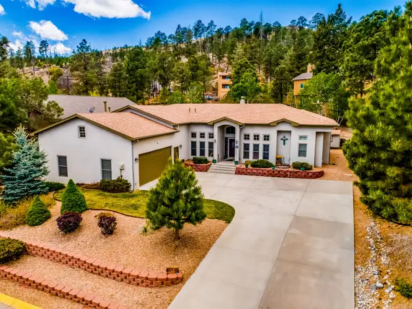 2025 Torreon, Los Alamos, NM 87544