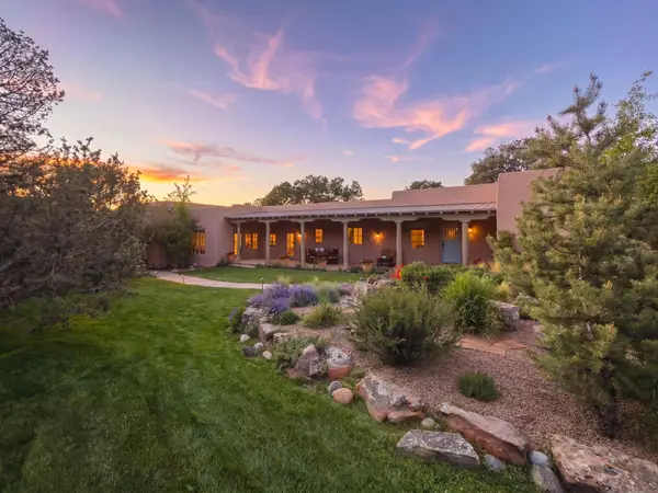 3876 Old Santa Fe Trail, Santa Fe, NM 87505
