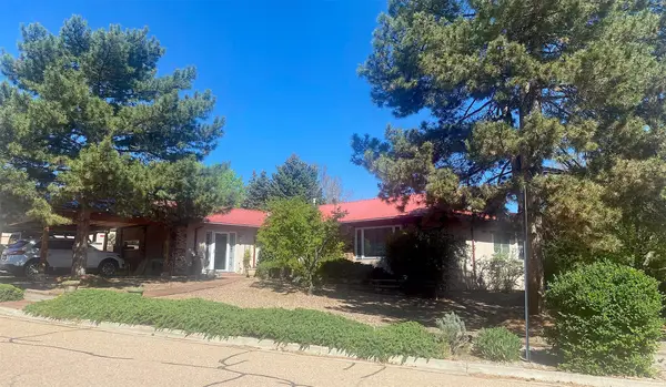 1897 Candela Street, Santa Fe, NM 87505