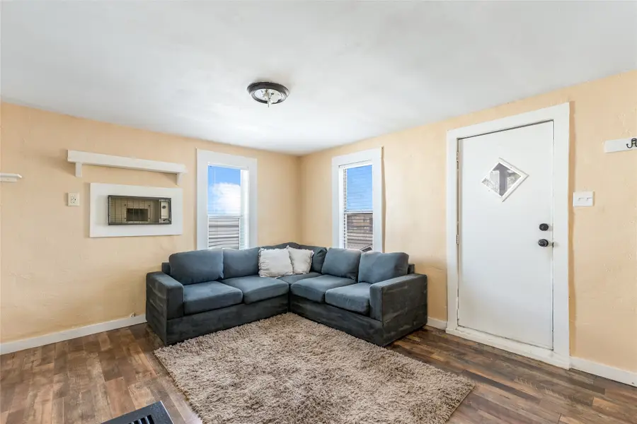 704 Loring Avenue, Estancia, NM 87016 - #2