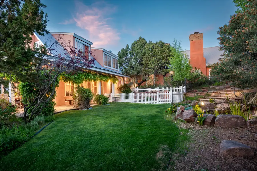 30 Estrellas De Tano, Santa Fe, NM 87506 - #2