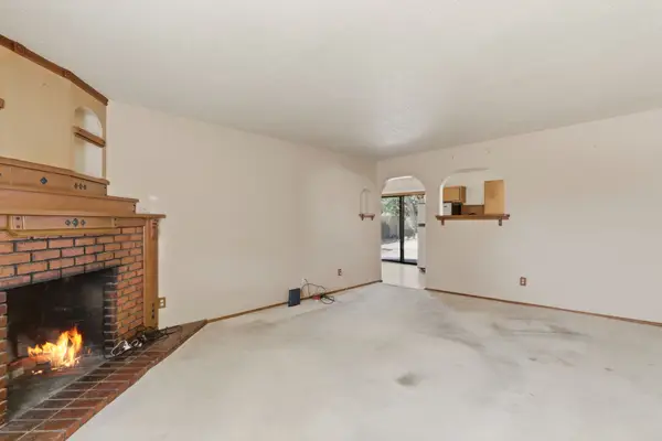 1711 Avenida Cristobal Colon, Santa Fe, NM 87501
