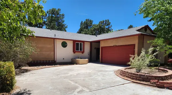 975 Tsankawi, Los Alamos, NM 87544