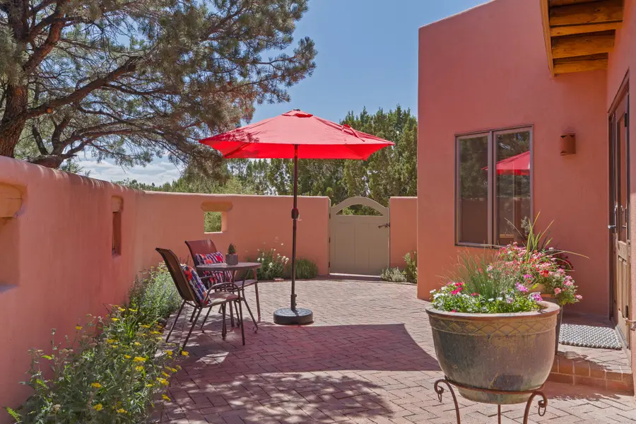 1 Finch Circle, Santa Fe, NM 87506 - #2