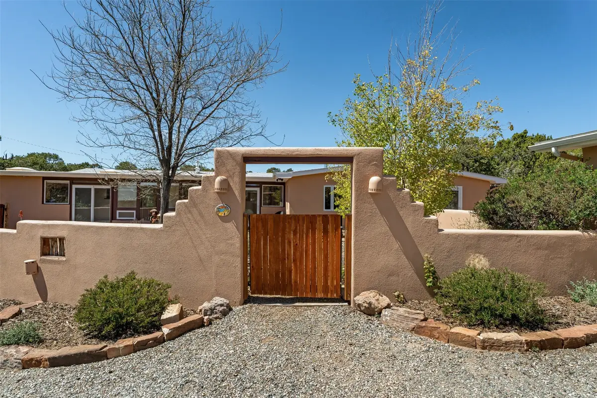 4 Camino Cielo Azul, Santa Fe, NM 87508 - #1