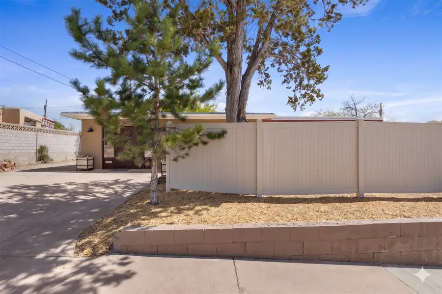 211 Spruce Street, Santa Fe, NM 87501 - #2