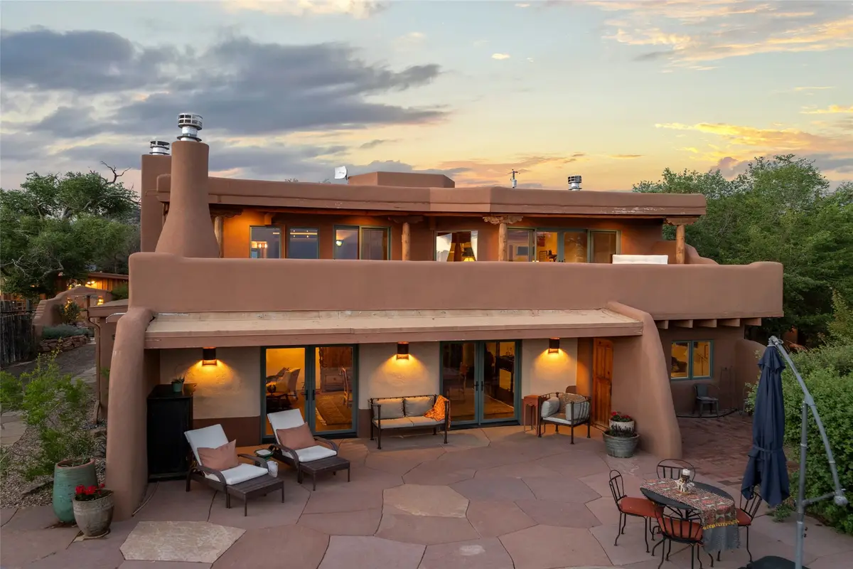 15 Cielo Cumbre Road, Santa Fe, NM 87505 - #1