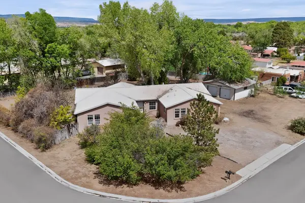 11 Walnut, Espanola, NM 87532