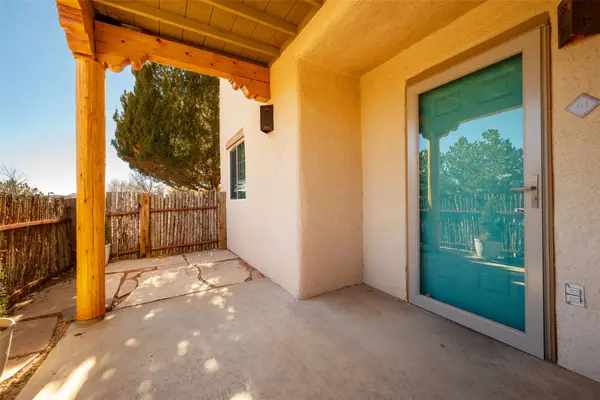2210 Miguel Chavez #111, Santa Fe, NM 87505