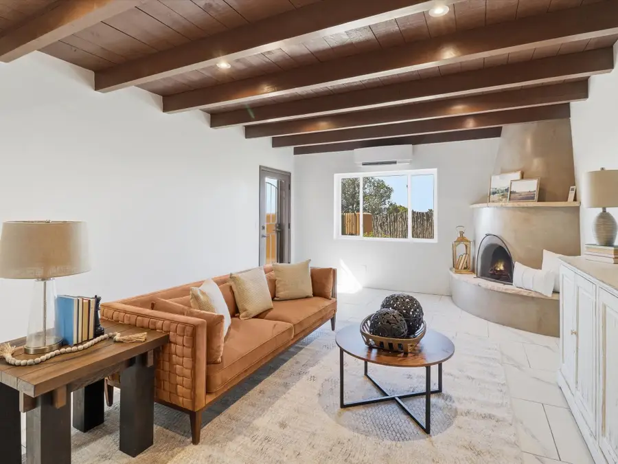 1810 Calle De Sebastian #G2, Santa Fe, NM 87505 - #2