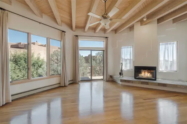 768 Calle Altamira, Santa Fe, NM 87501