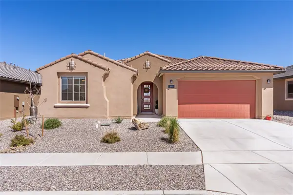 64 Mountaingem Loop, Santa Fe, NM 87508