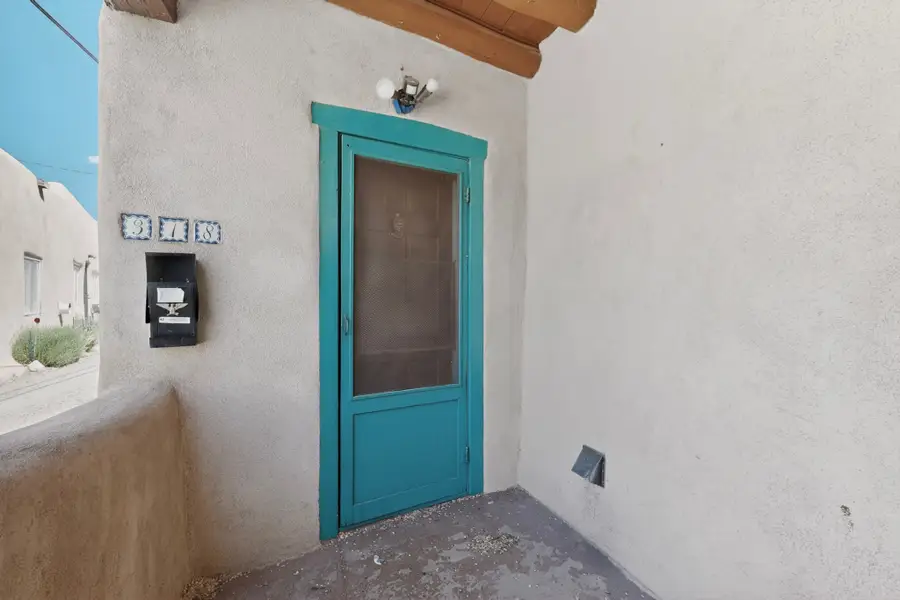 318 Pino Road, Santa Fe, NM 87505 - #2
