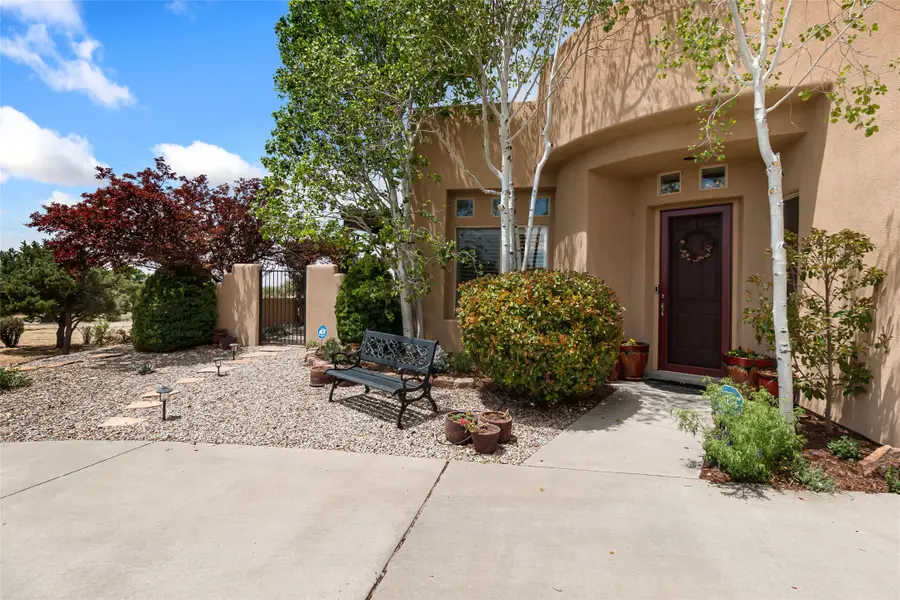 11 E Chili Line Road, Santa Fe, NM 87508 - #2