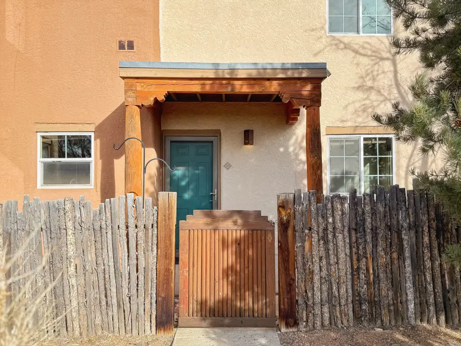 2210 Miguel Chavez Rd #815, Santa Fe, NM 87505 - #3